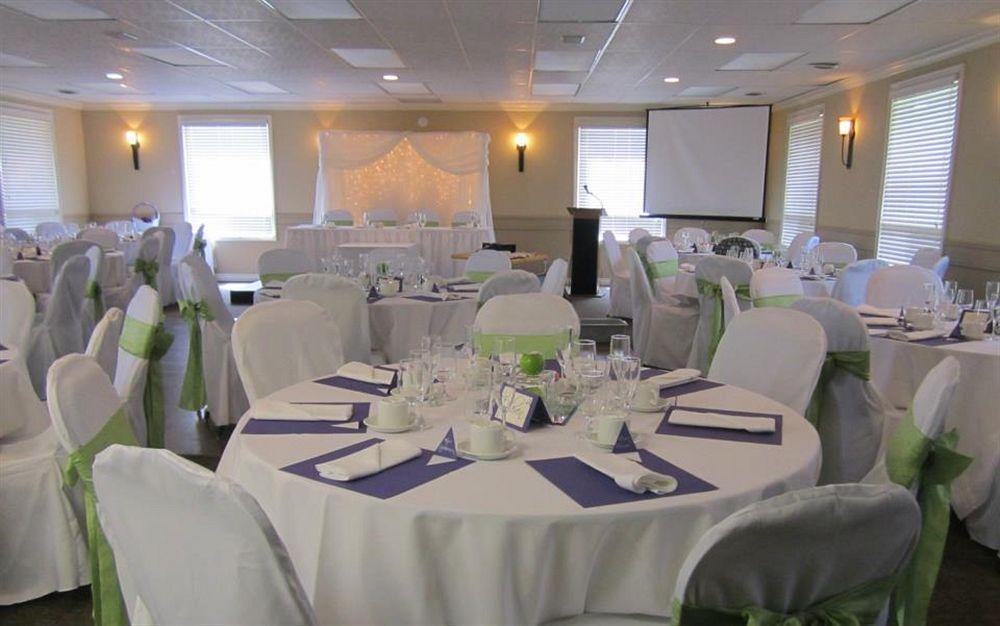 Red Pine Inn & Conference Centre Alliston Bagian luar foto